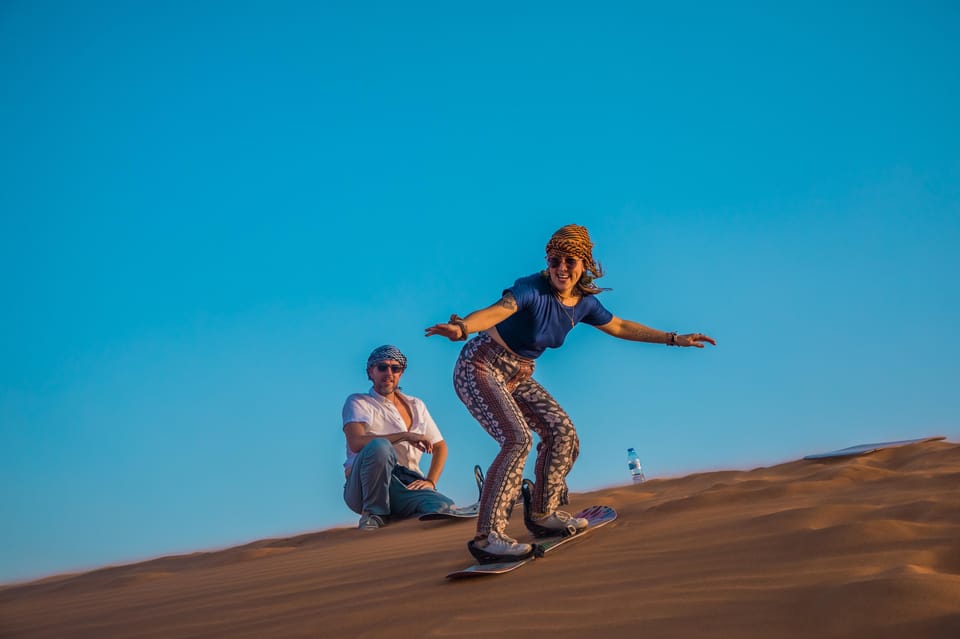 Sand boarding dubai